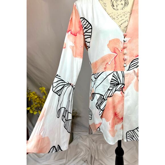 Elliatt Floral Pink and White Romper S - Picture 6 of 11